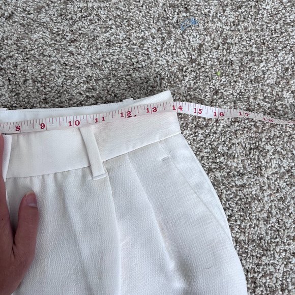 NWT Aritzia Wilfred Effortless Cropped Pant, light birch, sz 6 - Picture 7 of 7